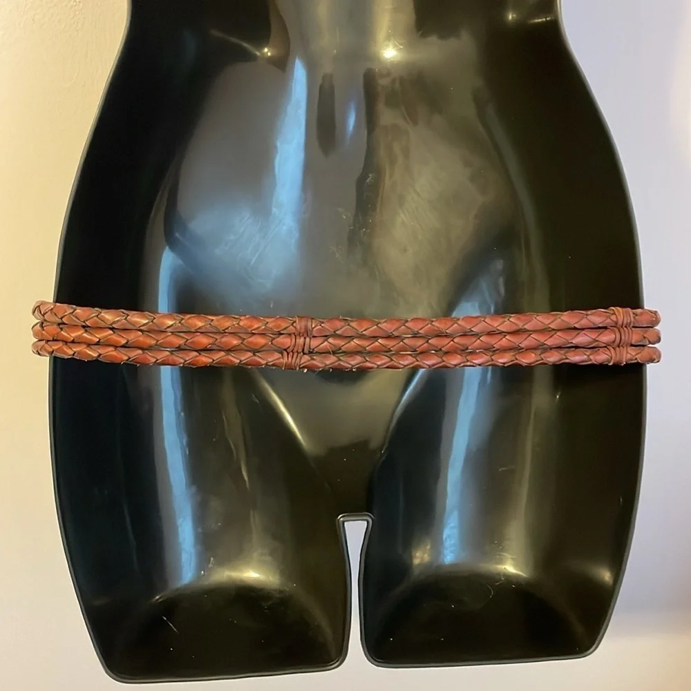 Leather Vintage 1995 Brown Belt with Silver Metal Basketweave Filagree Buckle L